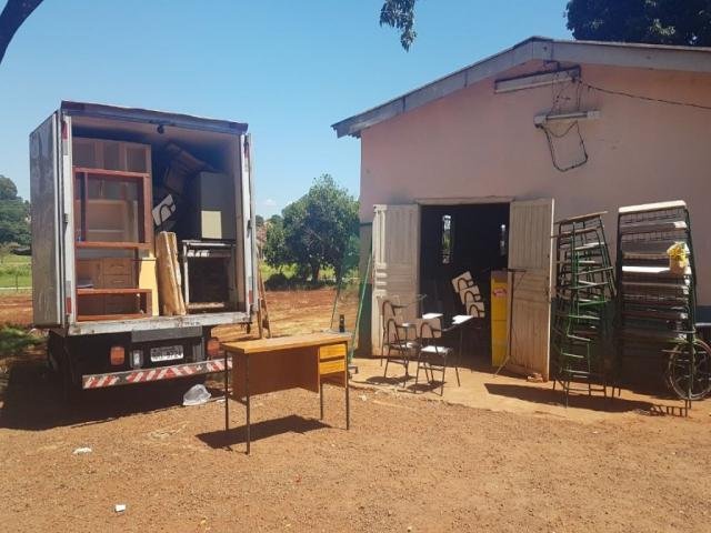 Sem resistência. Assim foi a desocupação no terreno onde funcionava a ONG e agora serão construídos apartamentos