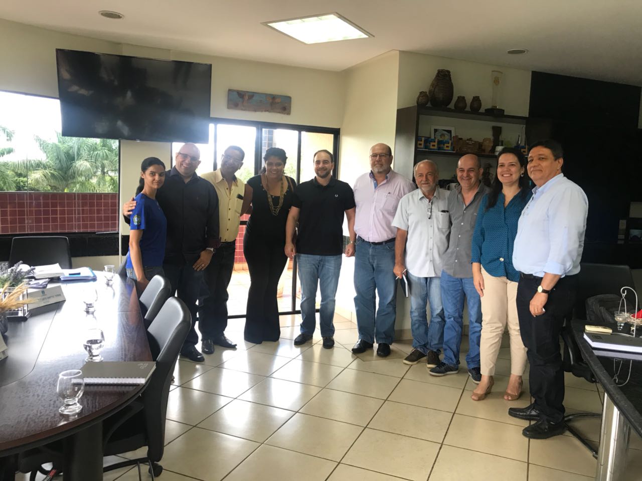 Após a reunião com o vereador João César Mattogrosso, representantes do Consórcio Guaicurus e da Agetran ficaram de estudar a solicitação (Foto: Divulgação)