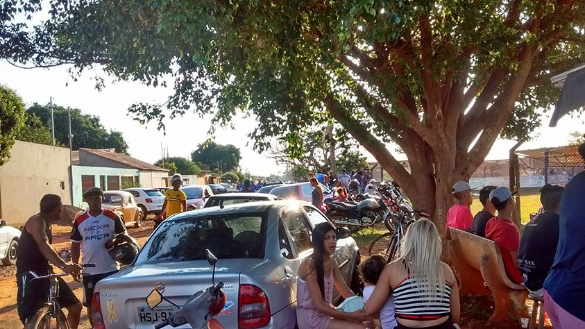 Campeonato de Futebol Amador no Campo Nobre mobiliza milhares de pessoas, que fomentam o comércio local e os ambulantes da região (foto: Face Book)