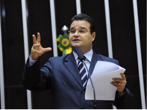 Com a aprovação, as operadoras deverão informar aos consumidores o saldo para o consumo da Internet (Foto: Divulgação)