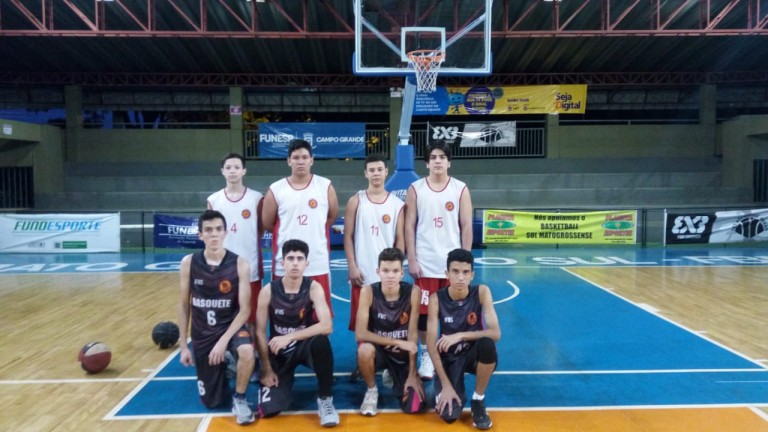 Decisão na categoria basquete masculino aconteceu domingo. Nela, o time da Escola Maestro Heitor Villa Lobos levou a melhor e foi o campeão(Foto: Divulgação)