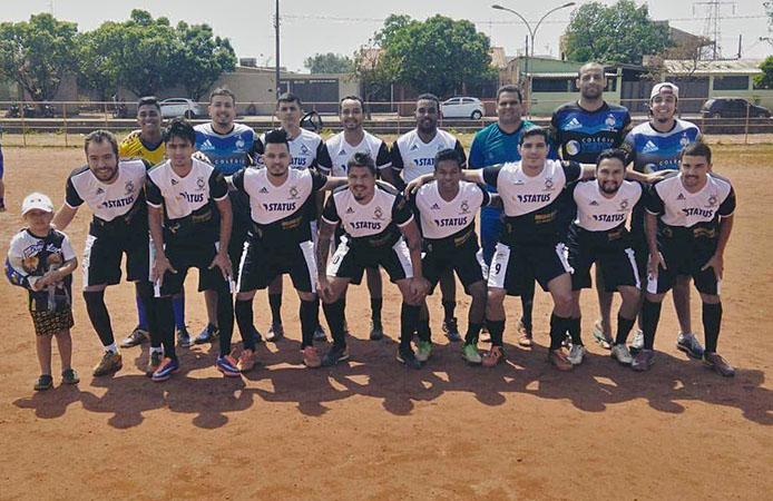 Oreia F.C. entrará em campo duas vezes neste final de semana no Campeonato da Vila Antunes (foto: Arquivo)