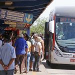 Mudanças no local de embarque de alguns ônibus no Terminal Morenão confundem passageiros