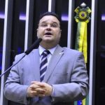 Projeto de Fábio Trad que prevê isenção de IR a aposentados é aprovado pela Comissão