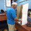 Quem completou 70 anos nesta terça-feira (1º), está na parcela de cidadãos cujo voto se torna facultativo e vai à urna, se quiser